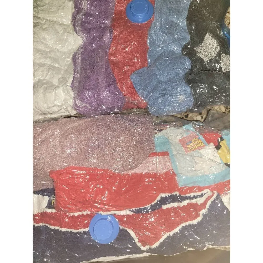 One pre-owned Bathing towel